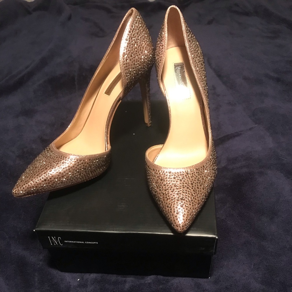 INC Kenjay4 size 9 soft bronze